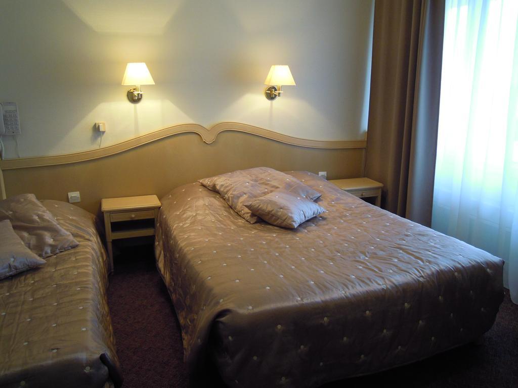 Hotel De Paris Courseulles-sur-Mer Luaran gambar
