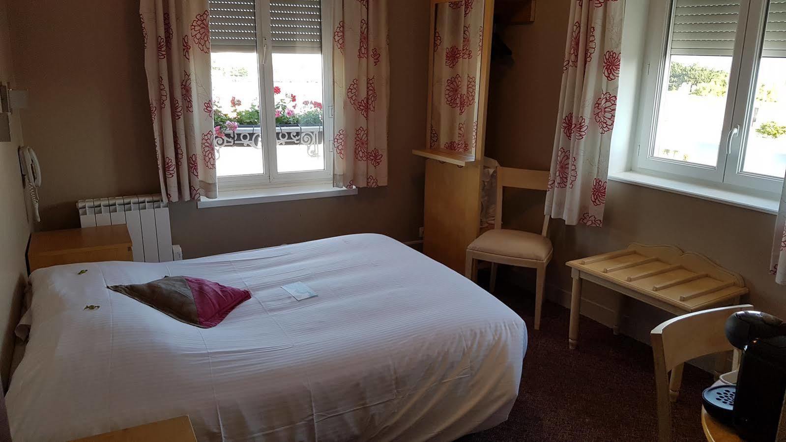 Hotel De Paris Courseulles-sur-Mer Luaran gambar